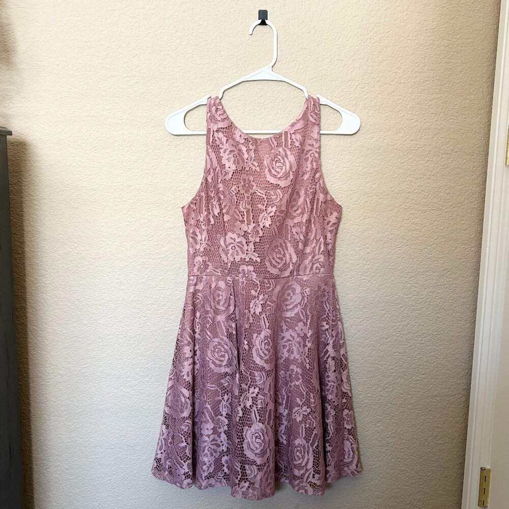 Women's Speechless Mauve Lace Dress, Medium